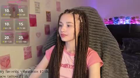 Snapshot of milyamess chatting on July 21, 5:59 pm Emily online show from July 21, 5:59 pm