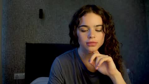 Linda online show from September 12, 11:21 am