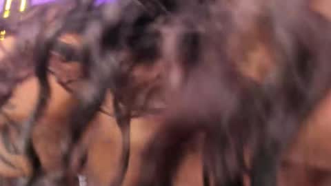 Snapshot of milyferrer chatting on March 4, 2:39 am Mily online show from March 4, 2:39 am