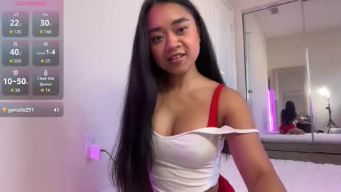 Snapshot of mimibabyxxx chatting on November 2, 10:12 pm Mimi Baby online show from November 2, 10:12 pm