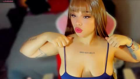 Snapshot of mimirodriguezz chatting on February 24, 8:06 am mimirodriguezz online show from February 24, 8:06 am