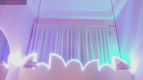 Snapshot of min_minjil chatting on February 1, 11:43 am Minji online show from February 1, 11:43 am