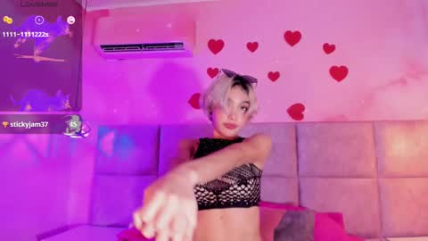 Snapshot of min_minjil chatting on February 26, 5:39 pm Minji online show from February 26, 5:39 pm
