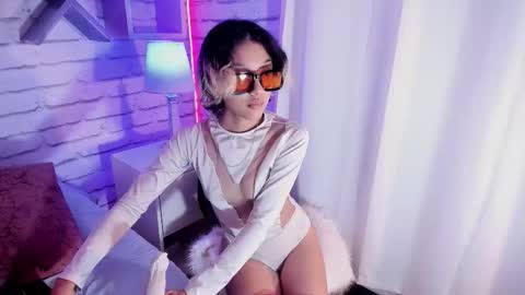 Snapshot of min_minjil chatting on September 18, 12:29 pm Minji online show from September 18, 12:29 pm