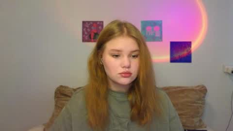 hi Im Mina  online show from May 6, 2:08 am