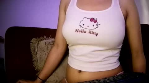 Snapshot of mina_smithx chatting on May 21, 3:52 pm mina smith online show from May 21, 3:52 pm