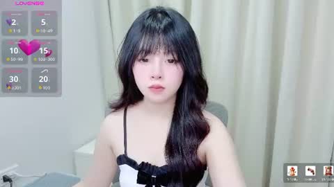 Snapshot of minaaaa69879 chatting on June 11, 2:53 am Na online show from June 11, 2:53 am