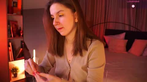 Snapshot of mind__game chatting on February 15, 6:21 am Frances Next streams Thu Fri Sat 8am - 4pm GMT3 online show from February 15, 6:21 am