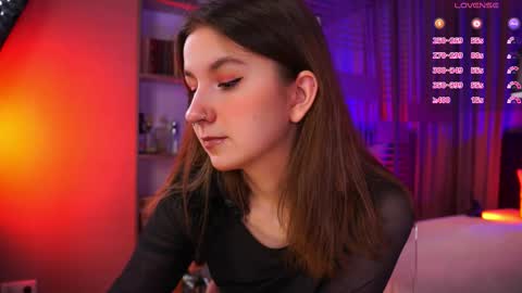 Snapshot of mind__game chatting on March 10, 5:45 am Frances Next streams Thu Fri Sat 8am - 4pm GMT3 online show from March 10, 5:45 am