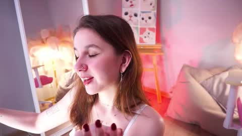 Snapshot of mind__game chatting on March 27, 8:26 am Frances Next streams Thu Fri Sat 8am - 4pm GMT3 online show from March 27, 8:26 am