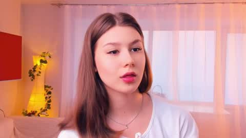 Mindi online show from October 19, 7:09 am