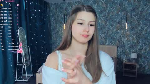 Mindi online show from February 5, 7:13 am