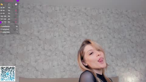 Mindi online show from February 15, 7:51 am