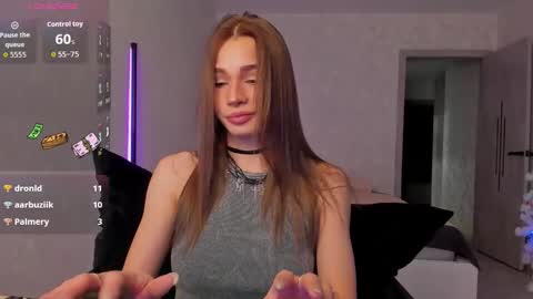 Emily online show from January 6, 11:29 pm