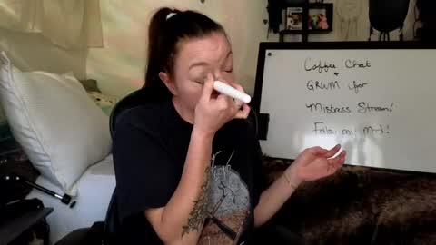 Mindy Mars online show from March 19, 2:10 pm