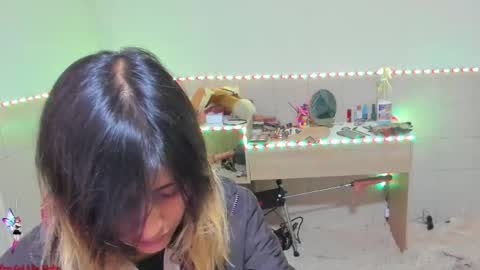 Amber online show from September 18, 7:05 pm