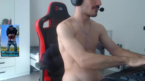 Snapshot of mingardium chatting on October 19, 11:33 am online show from October 19, 11:33 am