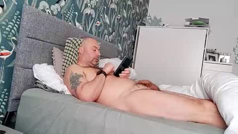 minge68 online show from March 28, 10:59 am