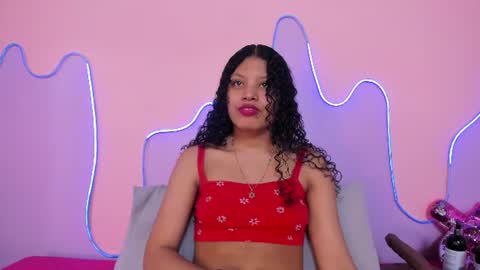 Snapshot of mingie_rouse chatting on June 13, 3:04 am Mingie online show from June 13, 3:04 am