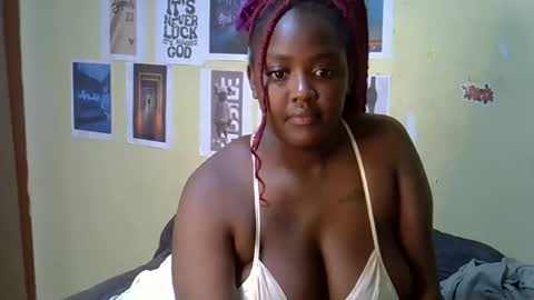 Snapshot of mini_karee chatting on March 5, 4:36 pm mini_karee online show from March 5, 4:36 pm
