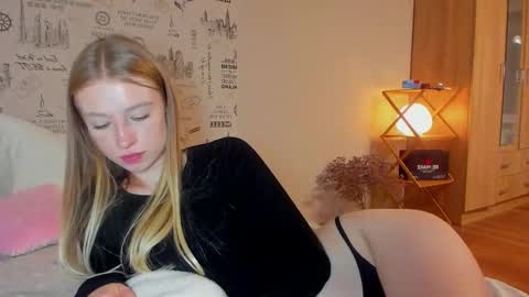 Amelia online show from September 11, 6:19 pm