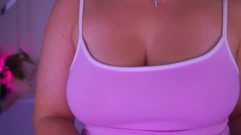 minifox_ online show from September 27, 6:40 am