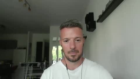 Snapshot of minka28 chatting on May 10, 5:29 pm minka28 online show from May 10, 5:29 pm