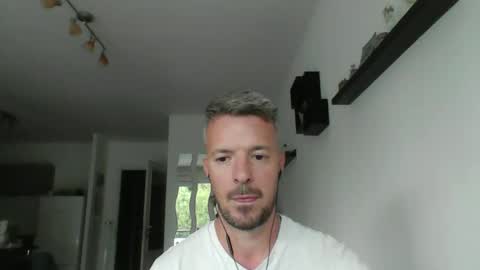 Snapshot of minka28 chatting on June 9, 5:35 pm minka28 online show from June 9, 5:35 pm