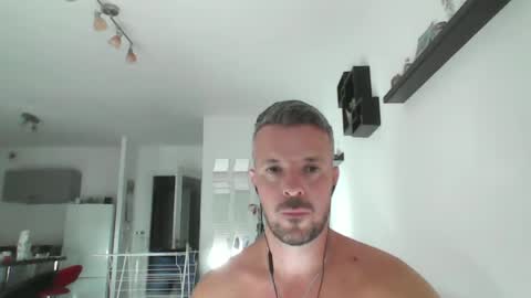 Snapshot of minka28 chatting on June 14, 5:04 pm minka28 online show from June 14, 5:04 pm
