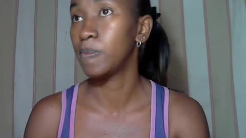 minouch211907 online show from February 26, 3:10 am