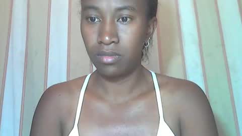 minouch211907 online show from September 16, 9:43 am