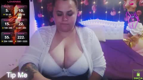 mira_cle_ online show from October 9, 8:45 am