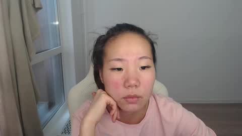 mira_g online show from March 10, 11:42 am