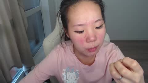 mira_g online show from March 11, 12:06 pm