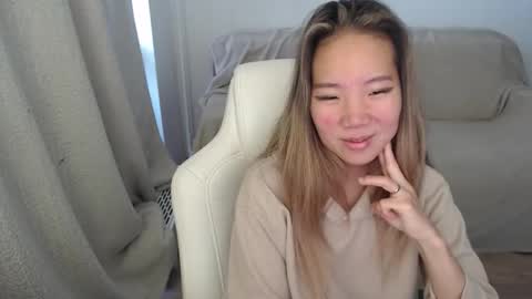 Snapshot of mira_g chatting on September 23, 6:16 am mira_g online show from September 23, 6:16 am