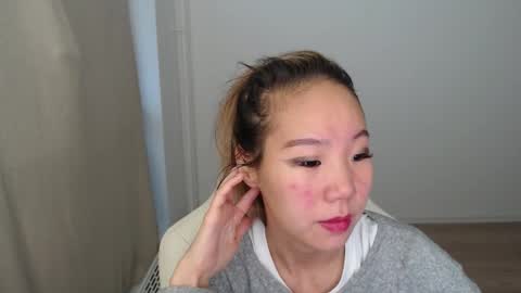 Snapshot of mira_g chatting on November 1, 6:15 am mira_g online show from November 1, 6:15 am