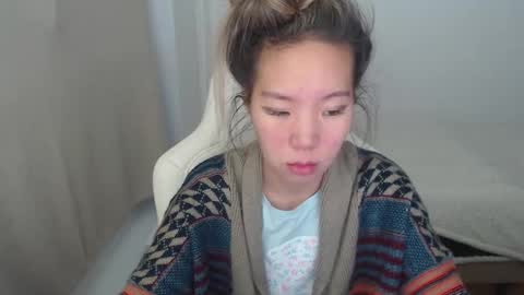 Snapshot of mira_g chatting on November 22, 1:32 pm mira_g online show from November 22, 1:32 pm