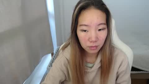 Snapshot of mira_g chatting on November 26, 9:43 am mira_g online show from November 26, 9:43 am