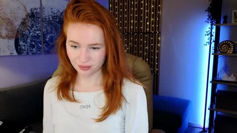Snapshot of mira_glace chatting on February 3, 12:47 pm Mira3 online show from February 3, 12:47 pm