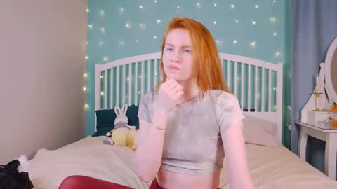 Snapshot of mira_glace chatting on February 24, 2:37 pm Mira3 online show from February 24, 2:37 pm