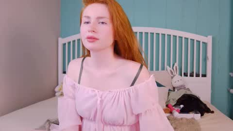 Snapshot of mira_glace chatting on March 6, 1:24 pm Mira3 online show from March 6, 1:24 pm