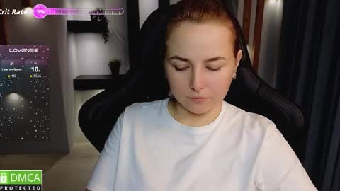 Snapshot of mira_mermayd chatting on September 21, 12:56 am Mira online show from September 21, 12:56 am