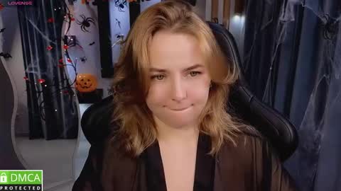 Snapshot of mira_mermayd chatting on November 2, 1:08 am Mira online show from November 2, 1:08 am