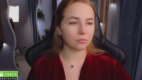 Snapshot of mira_mermayd chatting on November 27, 8:27 am Mira online show from November 27, 8:27 am