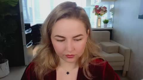 Snapshot of mira_mermayd chatting on April 9, 2:00 am Mira online show from April 9, 2:00 am