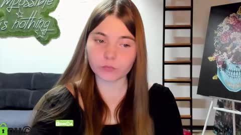 Snapshot of miraa_bloom chatting on March 23, 2:43 pm miraa_bloom online show from March 23, 2:43 pm