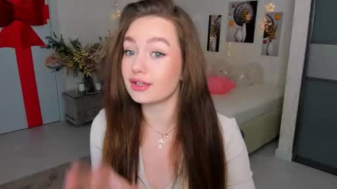 Emma online show from February 15, 4:12 pm