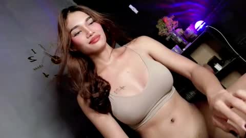 Zoey online show from May 12, 3:47 am