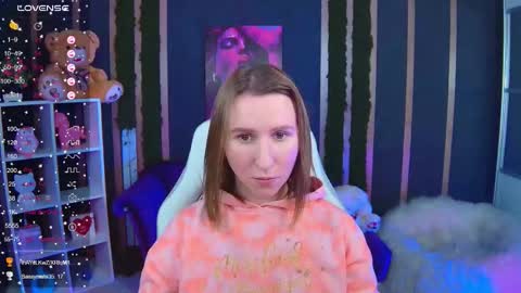 Snapshot of miralush chatting on December 4, 2:15 pm Mira online show from December 4, 2:15 pm