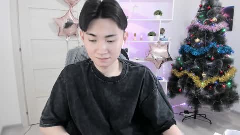              online show from December 25, 4:54 am